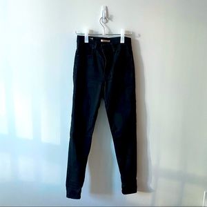 Black Levi Skinny Jeans